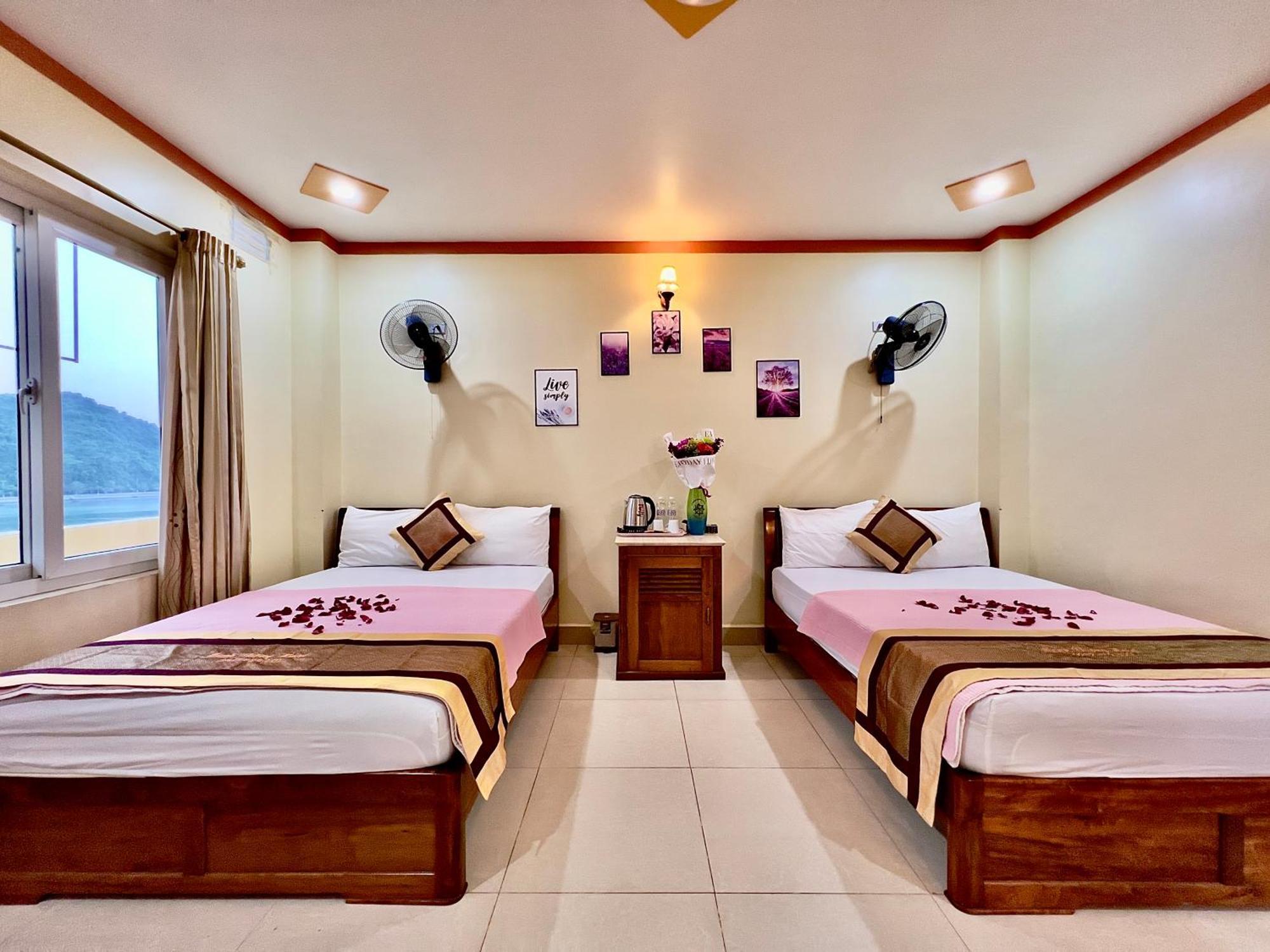 Manh Vuong Hotel Catba Dong Khe Sau Экстерьер фото